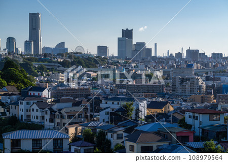 [Kanagawa Prefecture] Residential area and urban landscape of Yokohama center and suburban areas 108979564
