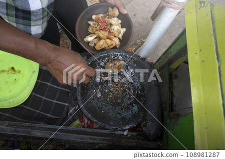 Traditional Indonesia food 108981287