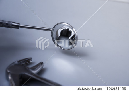 Dentist equipment and tools Dentist equipment and tools 108981468