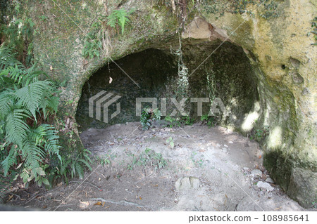 Kagoshima City Saigo Takamori Cave (left side when facing) 108985641