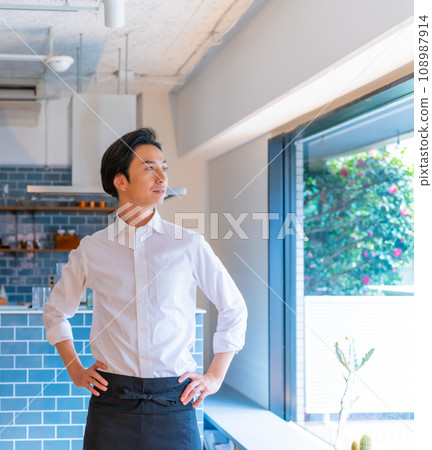 食品飲料業男性企業主 108987914