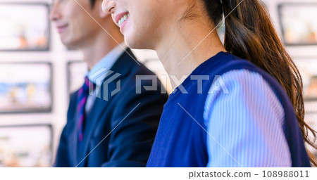 person negotiating business 108988011