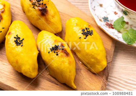 sweet potato sweet potato 108988481