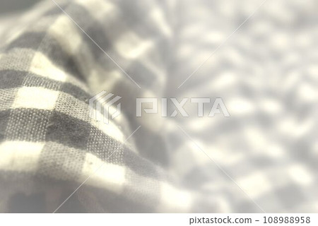 Simple black and white gingham cloth texture 108988958