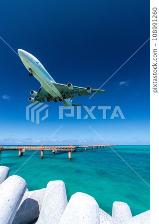 與飛機的風景 與飛機的風景 108991260