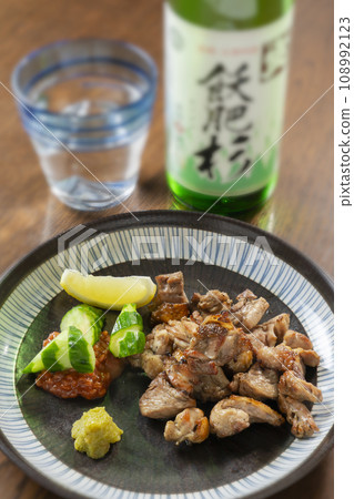 Miyazaki specialty charcoal-grilled local chicken 108992123