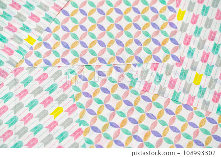 Background material Japanese pattern origami 108993302