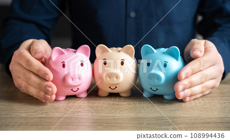 Savings are in good hands. Diversification of investments and savings. Banking. Create your investment portfolio. Manage assets and risks. Protect funds from inflation and crises. Savings are in good hands. Diversification of investments and savings. Banking. Create your investment portfolio. Manage assets and risks. Protect funds from inflation and crises. 108994436