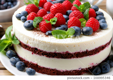 混合莓果稀有起司蛋糕 108995346
