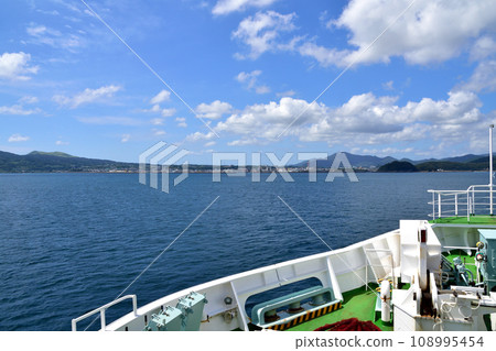 從長崎縣長崎港搭船前往五島市福江港 108995454