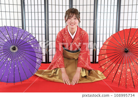 畢業前褲裙寫真拍攝影樓寫真拍攝形象女大學生畢業生出租服裝 108995734