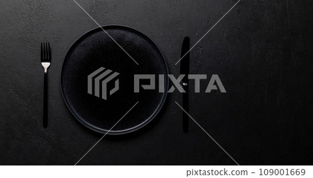 Mockup for a delicious meal. Empty plate on a table Mockup for a delicious meal. Empty plate on a table 109001669