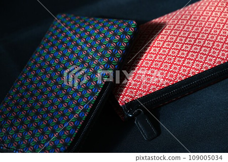 日本傳統手工藝品“印傳” 109005034