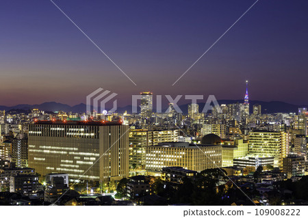 Beautiful night view of Fukuoka (Fukuoka City, Fukuoka Prefecture) Beautiful night view of Fukuoka (Fukuoka City, Fukuoka Prefecture) 109008222