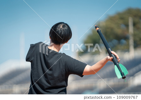 ground, land, female 109009767