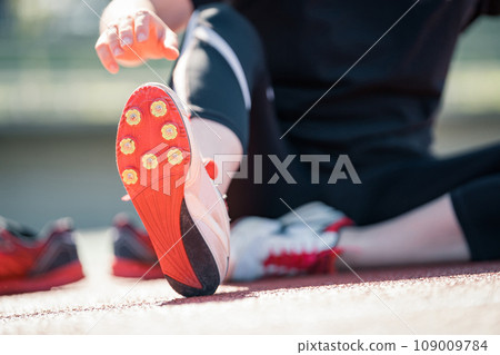 female, females, woman 109009784