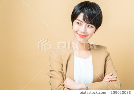 Beauty for women in their 30s. Beauty for women in their 30s. 109010088