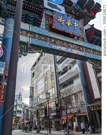 Gate of Chinatown Gate of Chinatown 109010671