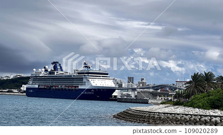A luxury cruise ship anchored at Naha Cruise Terminal 109020289