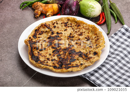 Indian cuisine stuffed Aloo paratha 109021035