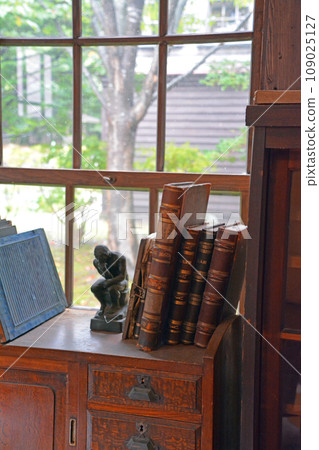 Respecting Hokkaido's historic sites and buildings 109025127