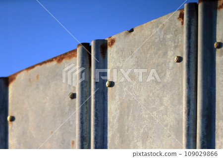 Temporary enclosure of universal steel plate (galvanized) image Temporary enclosure of universal steel plate (galvanized) image 109029866