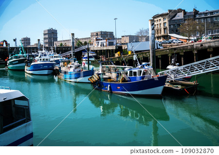 Small fishing boats in small harbor for them in Le havre 109032870