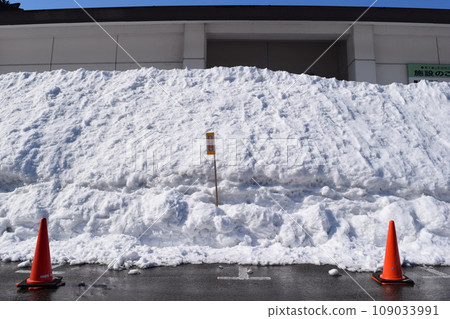 雪國除雪的停車場 雪國除雪的停車場 109033991