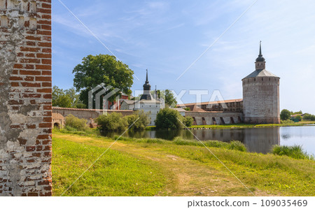 Kirilovo-Belozersky Monastery standing in a picturesque place on the shore of Lake Siverskoye Kirilovo-Belozersky Monastery standing in a picturesque place on the shore of Lake Siverskoye 109035469