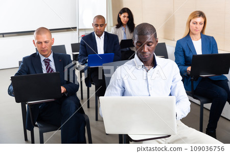 international group of managers with laptop in advanced training courses international group of managers with laptop in advanced training courses 109036756