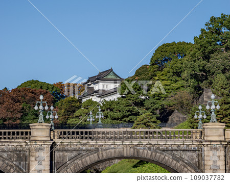 View of Nijubashi from the plaza in front of the Imperial Palace, main gate stone bridge and Fushimi turret View of Nijubashi from the plaza in front of the Imperial Palace, main gate stone bridge and Fushimi turret 109037782