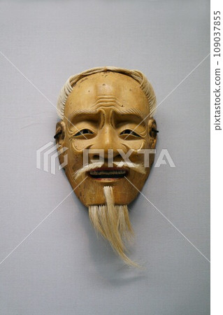 5582 能面具少女 5582 能面具少女 109037855