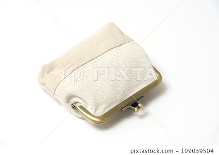 Clasp white background Clasp white background 109039504
