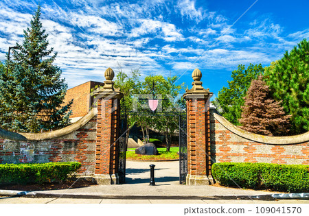 Entrance Gate to Harvard University in Boston - Massachusetts, United States 109041570