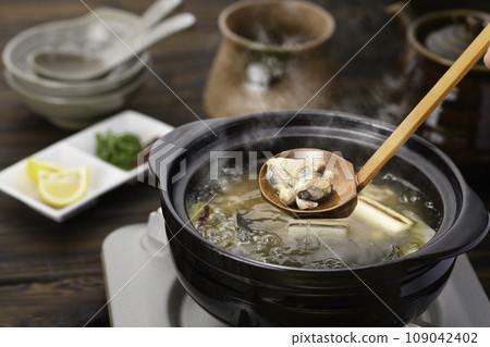 A hotpot dish rich in collagen, soft-shelled turtle hotpot 109042402