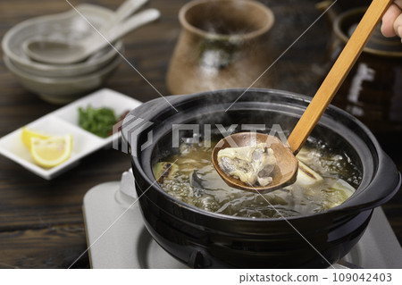 A hotpot dish rich in collagen, soft-shelled turtle hotpot 109042403