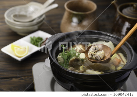 A hotpot dish rich in collagen, soft-shelled turtle hotpot A hotpot dish rich in collagen, soft-shelled turtle hotpot 109042412