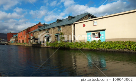 Otaru canal in late autumn 109043002