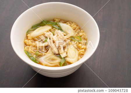 簡單的咖哩烏冬面 109043728