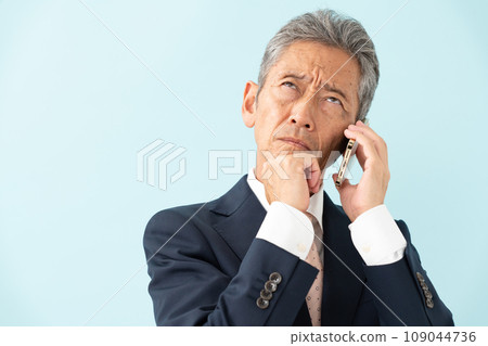 高級男性打電話 高級男性打電話 109044736