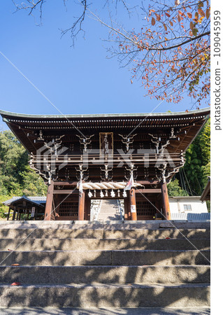 Niomon gate of Jodoji Temple (Matsuyama City, Ehime Prefecture) 109045959
