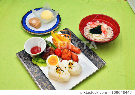 Lunch plate for kids Lunch plate for kids 109048443