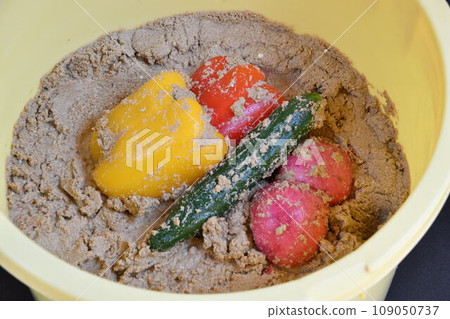 用酒糟製成的自製泡菜 109050737