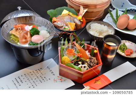 Dishes served at Japanese restaurants during New Year's Day 109050785