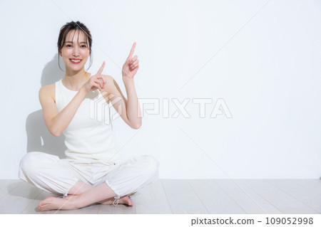 Women of sportswear 109052998