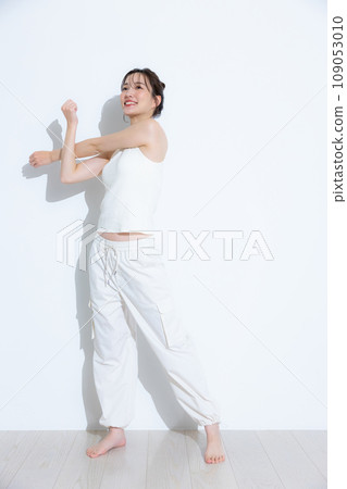 Women of sportswear Women of sportswear 109053010