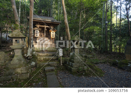 Kyoto Autumn Akayama Zen Temple Aioisha 109053756