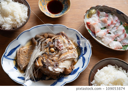 Red sea bream stew table Red sea bream stew table 109053874