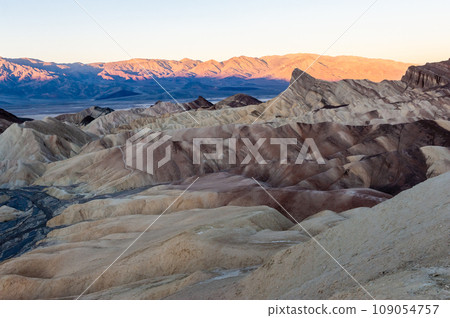 Sunrise at Zabriskie Point Sunrise at Zabriskie Point 109054757