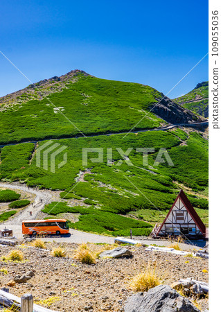Sightseeing mountain climbing of Mt. Norikura in Nagano Prefecture, Mt. Fujimi Sightseeing mountain climbing of Mt. Norikura in Nagano Prefecture, Mt. Fujimi 109055036